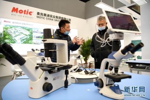 智慧教育裝備助力 互聯(lián)網(wǎng) 教育