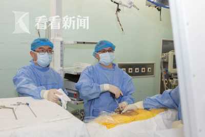 世界首款單孔雙通道 雙介質脊柱內鏡系統誕生