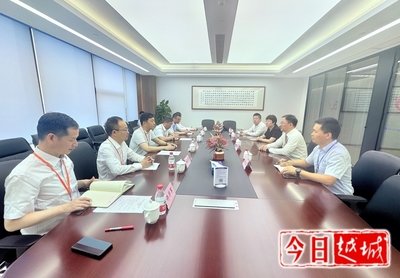 徐軍赴上海考察招商