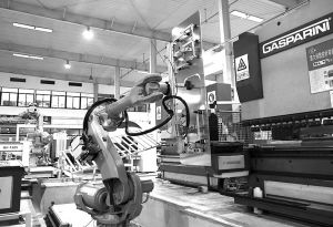 自主研發比肩國際水平 康尼機電拿下國內軌道交通市場半壁江山