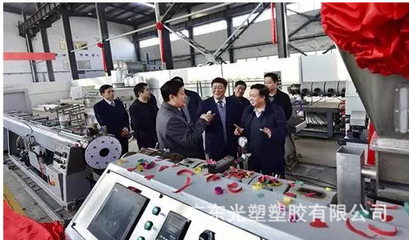 全球首臺無螺桿塑化設備“鄂州造”